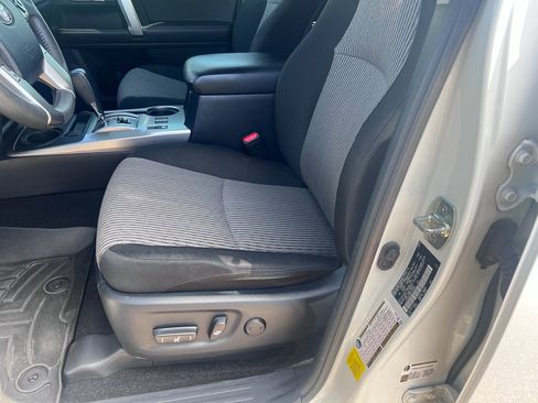 Used 2023 Toyota 4Runner SR5 AWD/4WD image 17