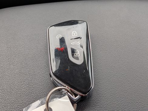 Used 2026 Volkswagen Atlas SE FWD image 36