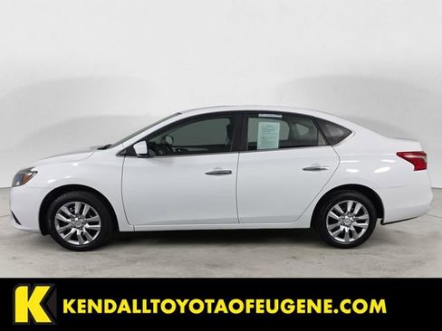 Used 2019 Nissan Sentra S image 2