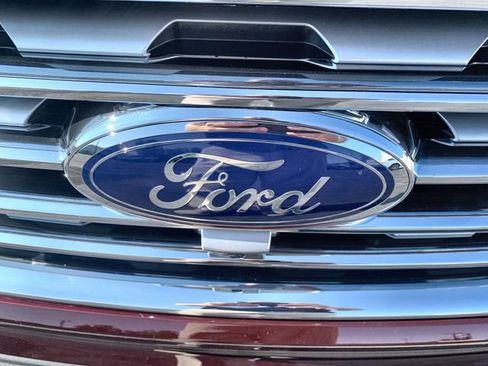 Used 2024 Ford Edge Titanium w/ Equipment Group 301A AWD/4WD image 30