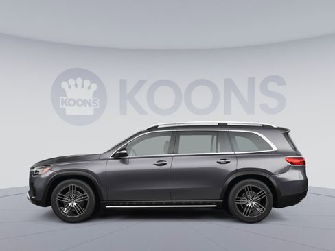 New 2026 Mercedes-Benz GLS 450 4MATIC image 2