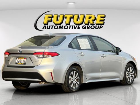 Used 2020 Toyota Corolla LE image 4