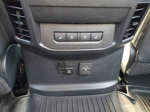 Used 2024 Toyota Tundra Platinum AWD/4WD image 25