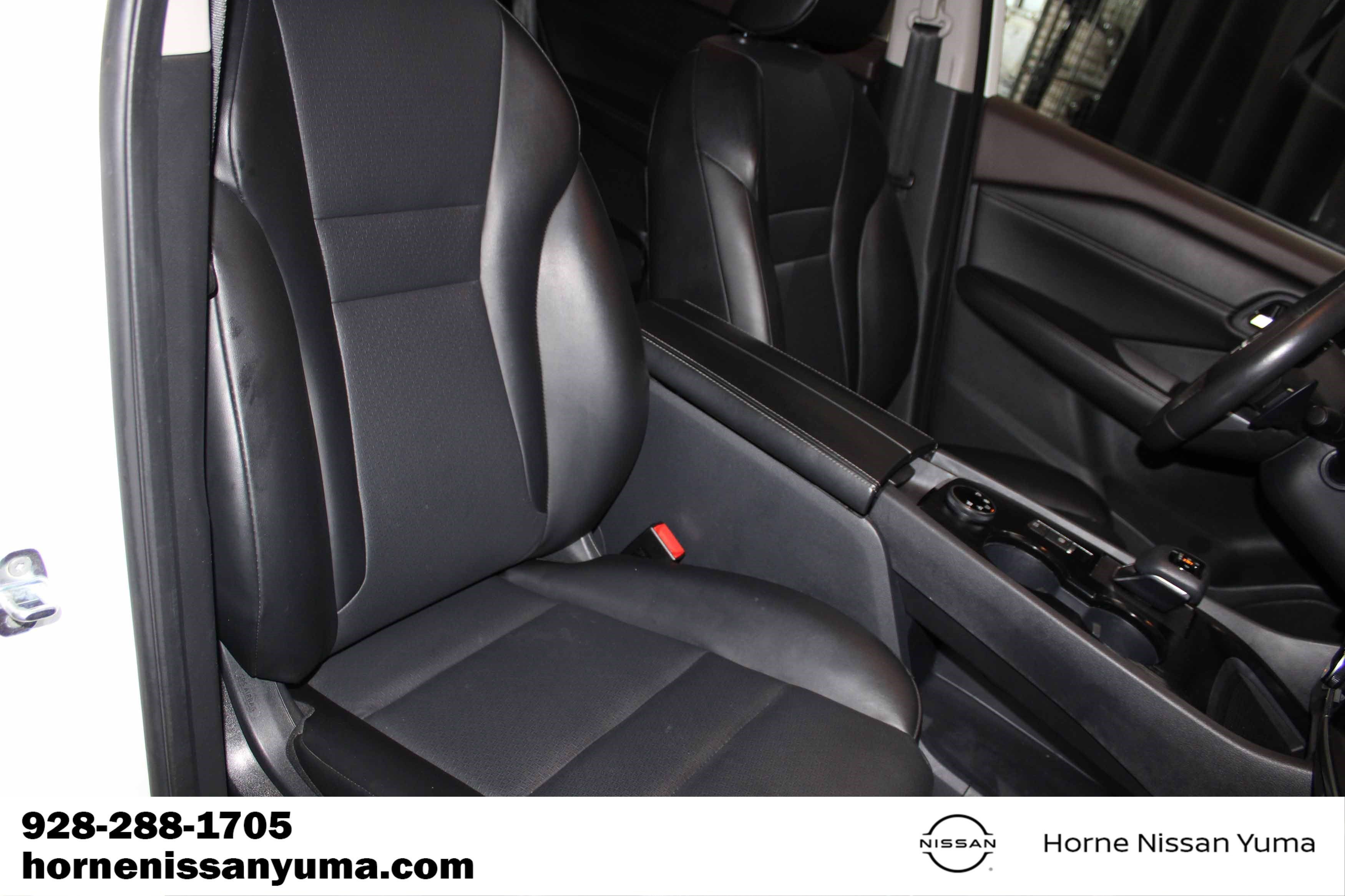 Used 2023 Nissan Rogue SV w/ SV Premium Package AWD/4WD image 6