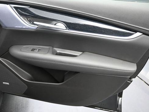 New 2026 Cadillac XT5 Premium Luxury image 28