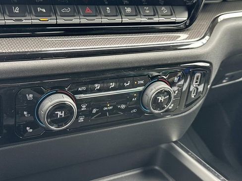 New 2026 Chevrolet Silverado 2500 ZR2 w/ LPO, Dark Essentials Package AWD/4WD image 33