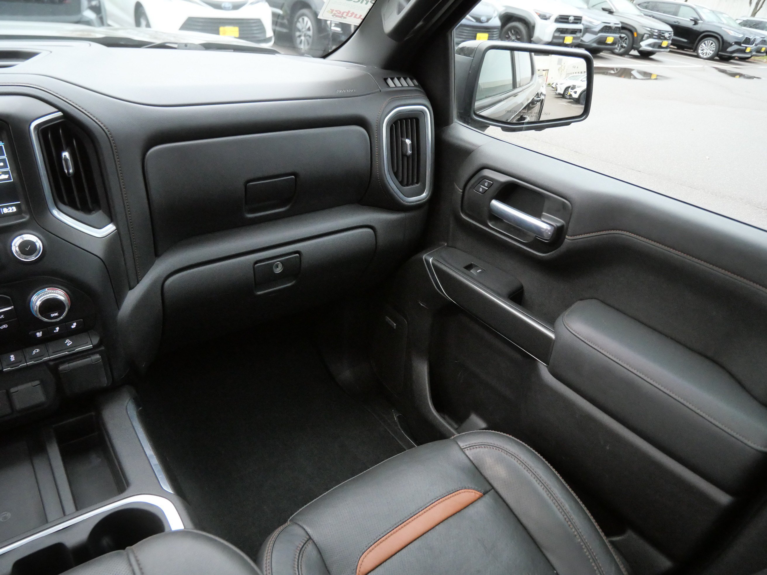 Used 2021 GMC Sierra 1500 AT4 w/ AT4 Premium Package AWD/4WD image 11