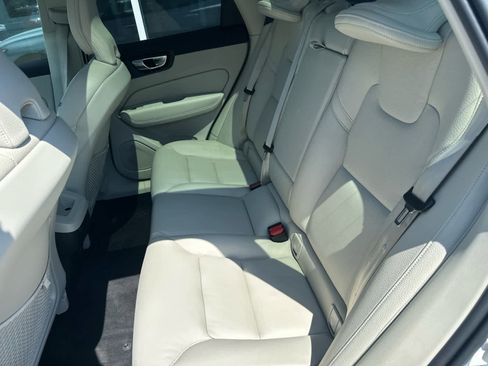Used 2023 Volvo XC60 B5 Plus w/ Climate Package AWD/4WD image 24