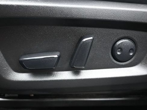 Used 2022 Mitsubishi Outlander SE AWD/4WD image 8