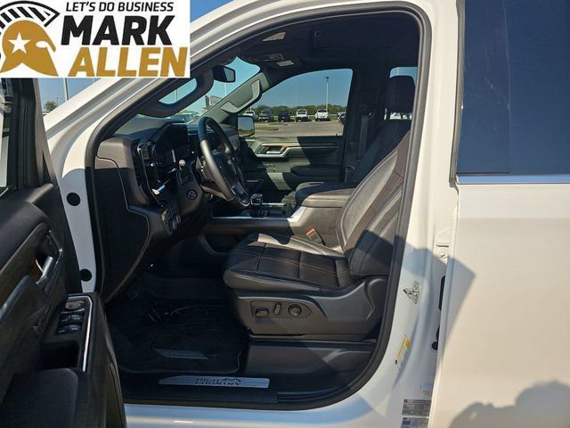 Used 2024 Chevrolet Silverado 1500 High Country w/ High Country Premium Package AWD/4WD image 20