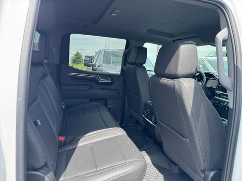 Used 2024 Chevrolet Silverado 1500 LTZ AWD/4WD image 10