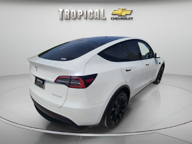 Used 2021 Tesla Model Y Long Range AWD/4WD image 5