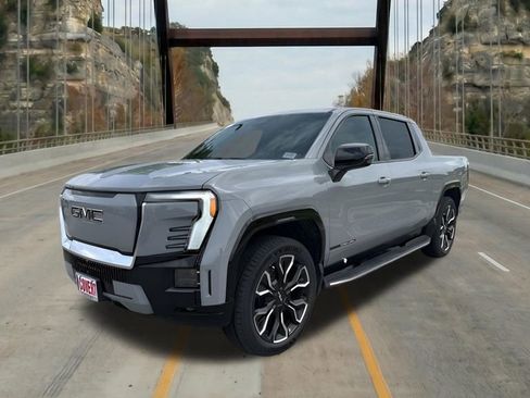 New 2025 GMC Sierra EV Denali AWD/4WD image 4