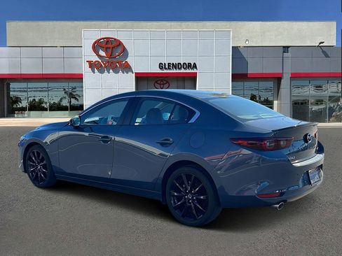 Used 2023 MAZDA MAZDA3 s image 5