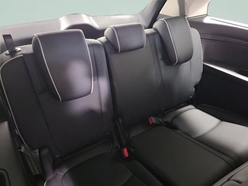 Used 2025 Honda Odyssey Touring image 18