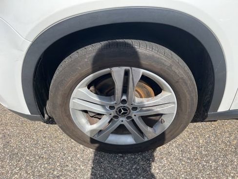 Used 2019 Mercedes-Benz GLA 250 4MATIC image 12