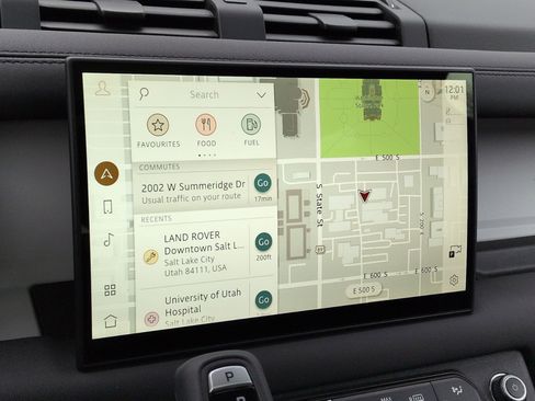 Used 2025 Land Rover Defender 110 S image 21