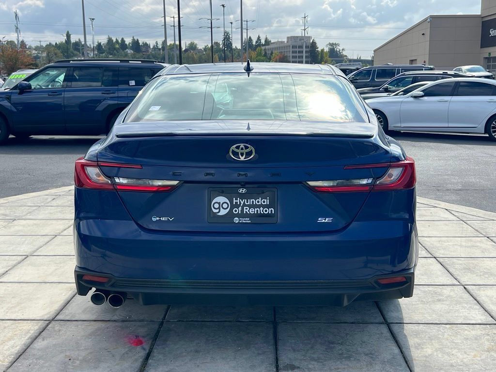 Used 2025 Toyota Camry SE FWD image 6