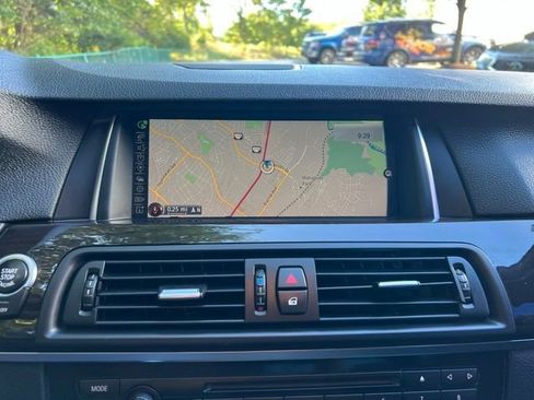 Used 2016 BMW 528i xDrive Sedan image 9