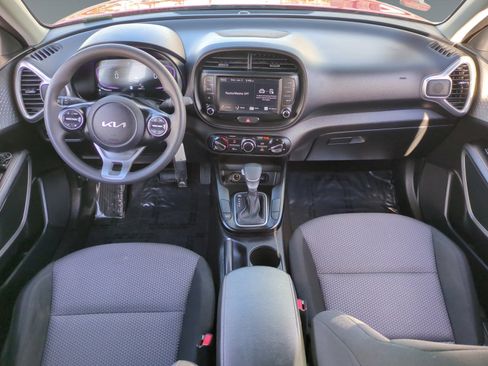 Used 2024 Kia Soul LX w/ Option Group 015 image 14