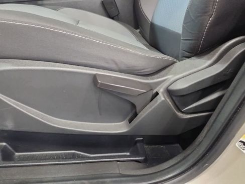 Used 2017 Ford Escape SE AWD/4WD image 15