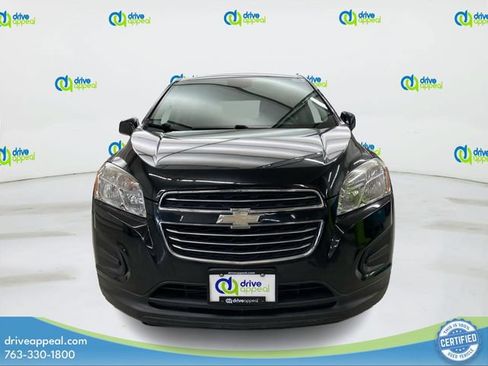 Used 2015 Chevrolet Trax LS w/ LPO, Protection Package FWD image 2