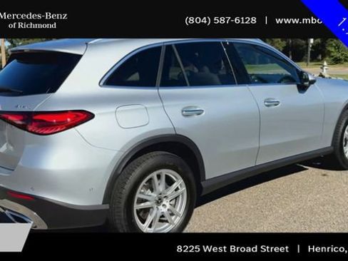 Certified 2025 Mercedes-Benz GLC 300 4MATIC image 2