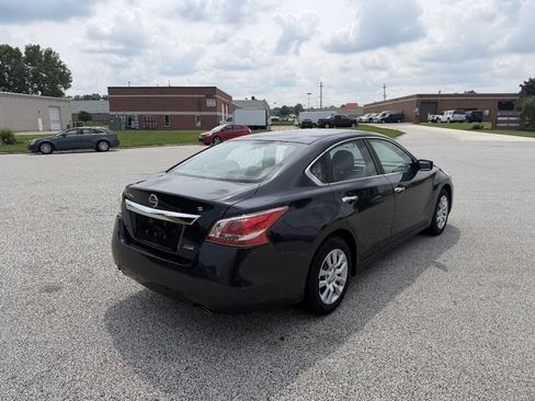 Used 2013 Nissan Altima 2.5 S FWD image 5