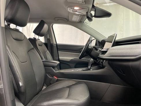 Used 2022 Jeep Compass Latitude AWD/4WD image 13