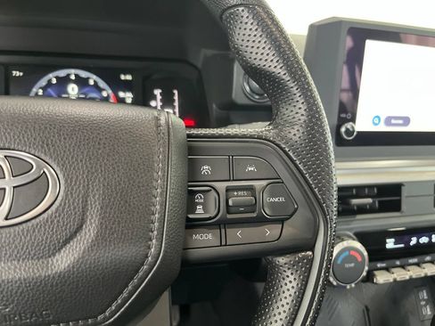 Used 2026 Toyota Tacoma SR5 AWD/4WD image 8