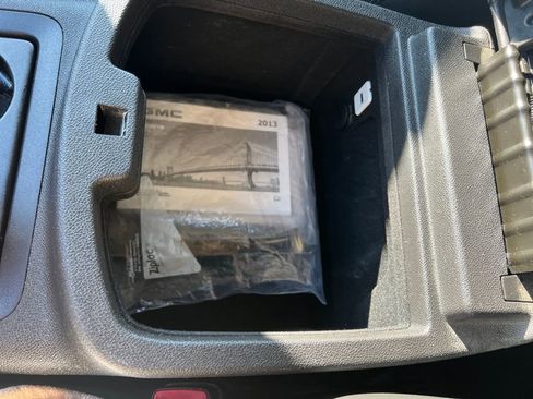 Used 2013 GMC Sierra 2500 SLT w/ SLT Convenience Package image 19