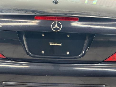 Used 2009 Mercedes-Benz SL 550 w/ Premium I Pkg image 11