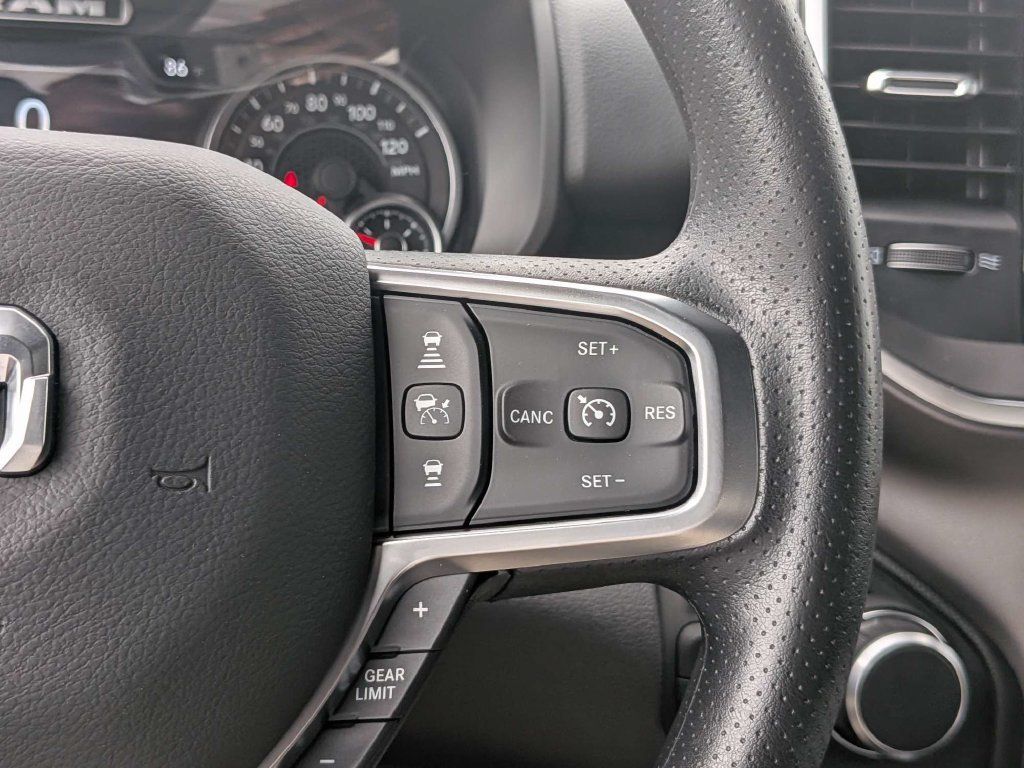 New 2026 RAM 1500 Express AWD/4WD image 26