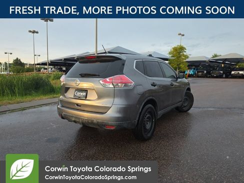 Used 2016 Nissan Rogue S AWD/4WD image 8