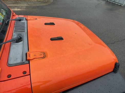 Used 2018 Jeep Wrangler Unlimited Sport S image 13