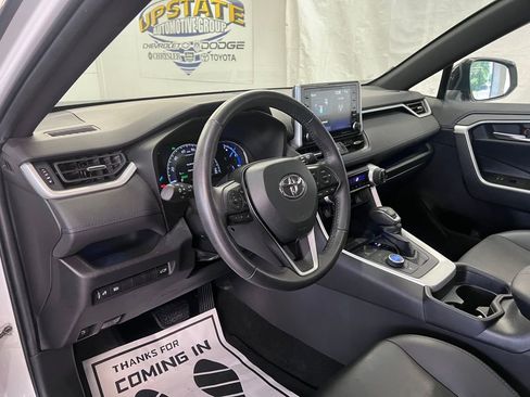 Used 2020 Toyota RAV4 XSE image 16