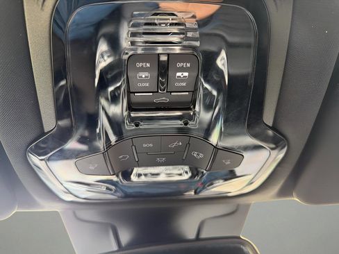 Used 2023 Alfa Romeo Stelvio Veloce image 29