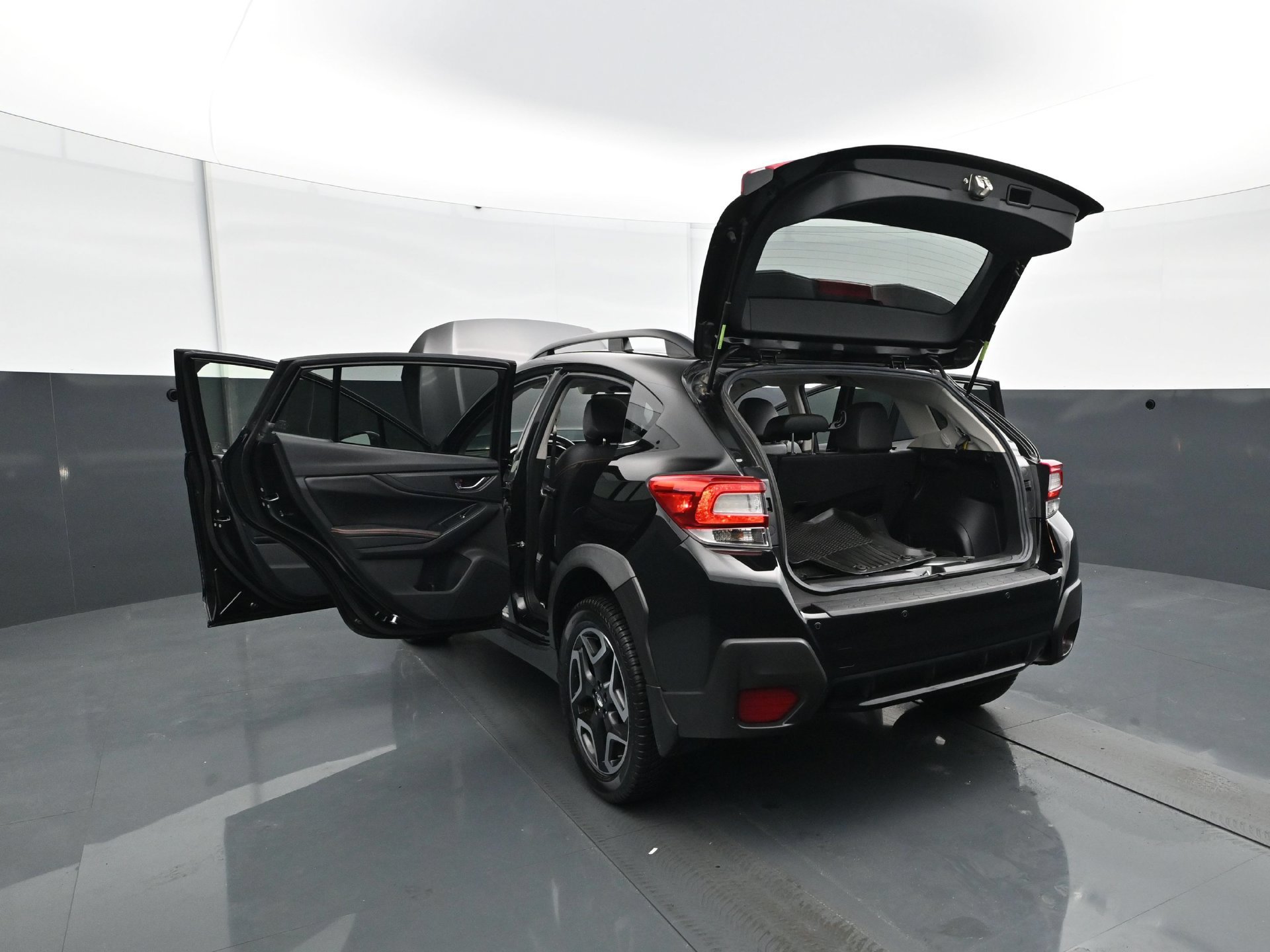Used 2019 Subaru Crosstrek 2.0i Limited w/ Moonroof Package w/Navigation AWD/4WD image 33