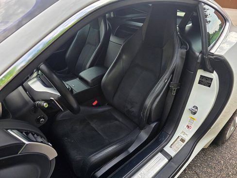 Used 2018 Jaguar F-TYPE Coupe RWD image 13