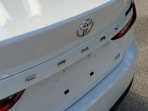 Used 2025 Toyota Camry LE image 6