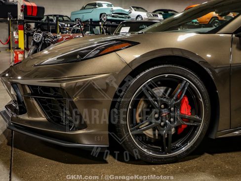 Used 2020 Chevrolet Corvette Stingray Preferred Cpe w/ 2LT Preferred Equipment Group RWD image 34
