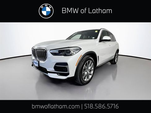 Used 2022 BMW X5 xDrive40i w/ Premium Package AWD/4WD image 1