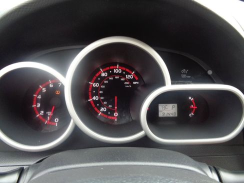 Used 2009 Toyota Matrix FWD image 29