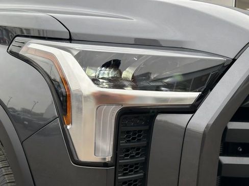 New 2026 Toyota Tundra SR5 w/ SR5 Convenience Package image 12