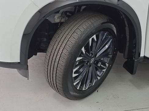 New 2026 Nissan Rogue Platinum w/ Platinum Premium Package AWD/4WD image 33