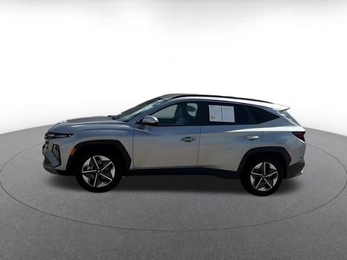Used 2026 Hyundai Tucson SEL FWD image 8