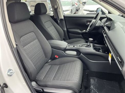 New 2026 Honda HR-V LX image 25