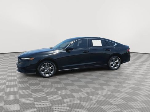 Used 2024 Honda Accord EX image 4