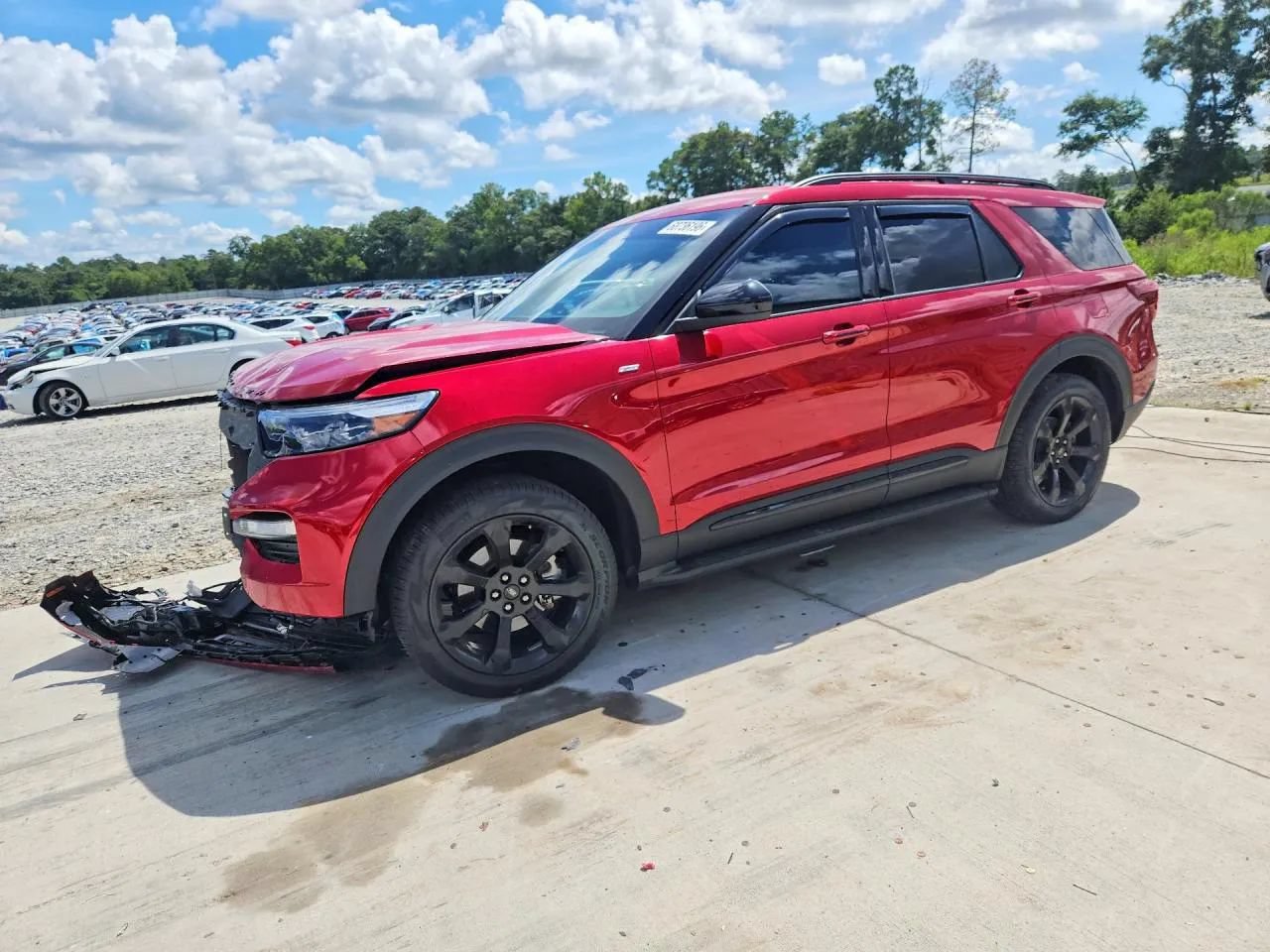 Used 2024 Ford Explorer ST-Line w/ Class IV Trailer Tow Package RWD image 1