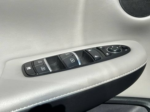 Used 2025 INFINITI QX50 Luxe AWD/4WD image 16